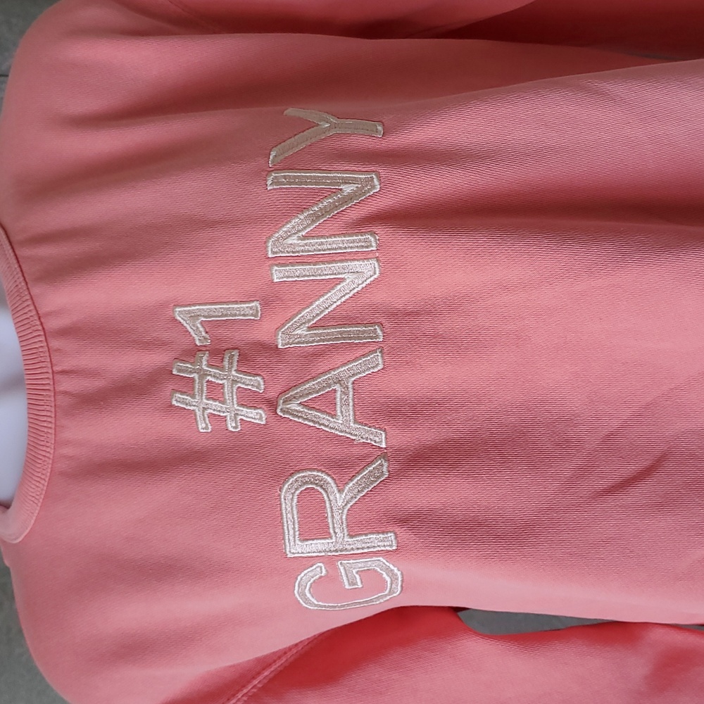 Vintage VineYard Salmon Sweater with Embroidered Design - Picture 2 of 8